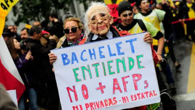 Chile: profesora exige la devolución de todos sus aportes a la AFP