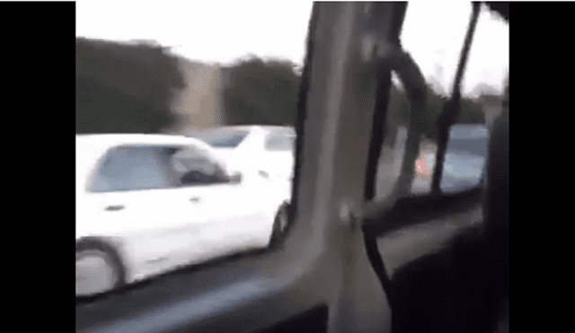 YouTube: Pasajero de taxi graba espantosa escena en pleno viaje [VIDEO]