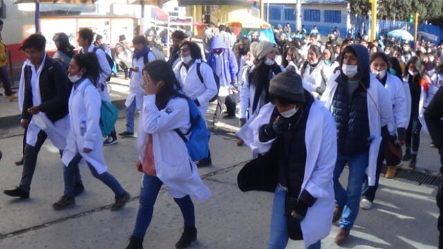 Pasco: alumnos protestan contra las autoridades de la universidad Daniel Alcides Carrión 