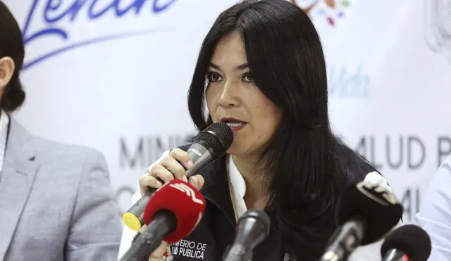 Ministra de Salud de Ecuador denunció que el Gobierno no destinó recursos suficientes. Foto: AFP.