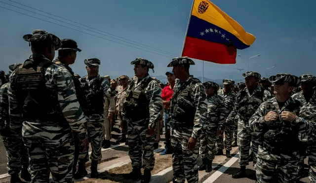 Ascienden a 270 los militares venezolanos que abandonaron a Maduro y fueron a Colombia