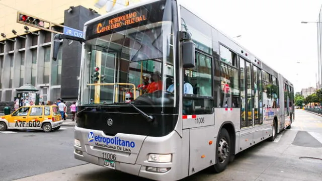 Metropolitano anuncia nuevo cierre de estaciones por protesta de docentes en el Cercado de Lima 