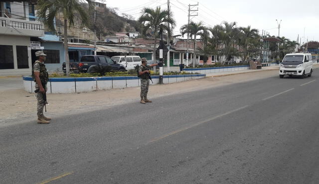 En Zorritos se registró poco tránsito de personas y vehículos