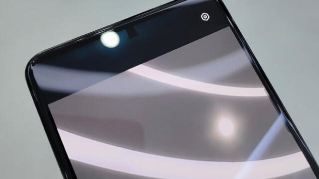 Este teléfono de la rival de Xiaomi y Huawei sería el "smartphone del futuro"