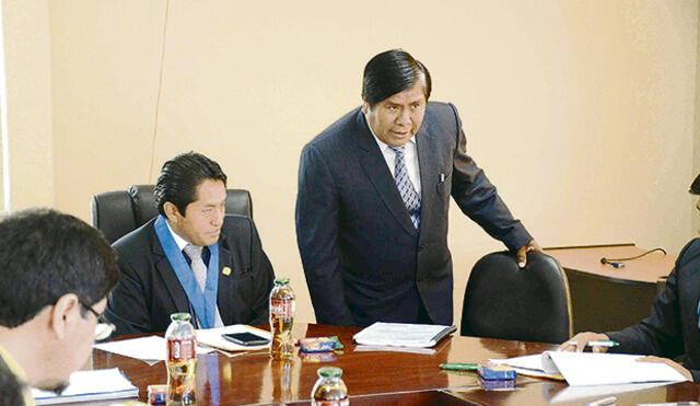 Gobernador de Puno hace rodar la cabeza de cuestionado funcionario