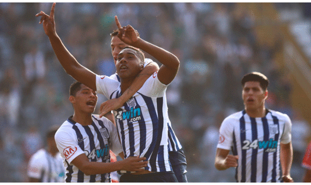 Alianza Lima goleó a Sport Rosario y es líder del Torneo Apertura [VIDEO]