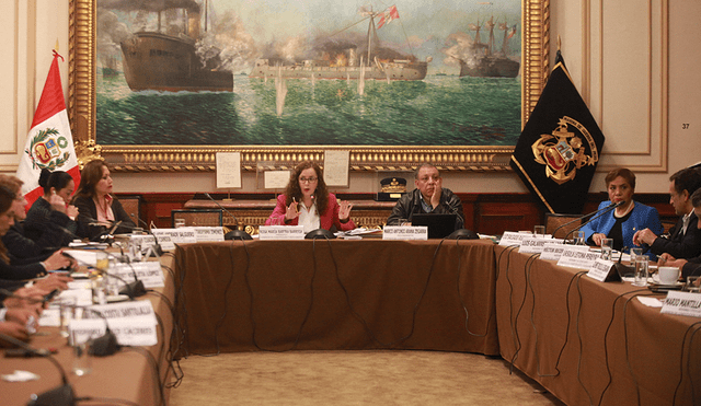 Comisión de Constitución continúa debate sobre la bicameralidad