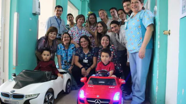 Niños ingresan en autos de juguete al quirófano para perder miedo a las operaciones