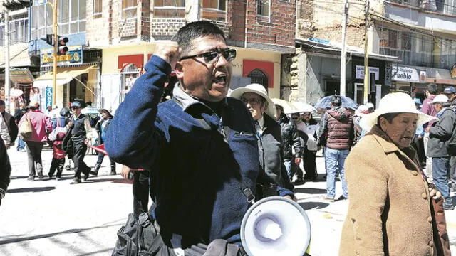 En Región Puno no se descontará sueldos a maestros