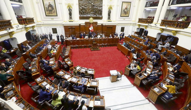 en sus manos. Pleno del Congreso debe aprobar las nuevas elecciones generales. Actualmente existe un proyecto de ley que debe ser debatido.