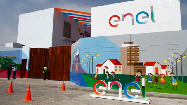 Enel y PNP detectaron que fábrica utilizaba conexiones eléctricas de forma ilegal. Créditos: La República.
