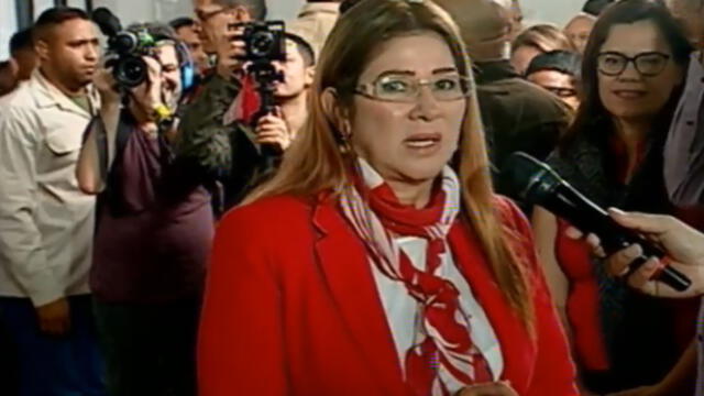 Cilia Flores: “Vamos a demostrar que el presidente lo elige el pueblo” [VIDEO]