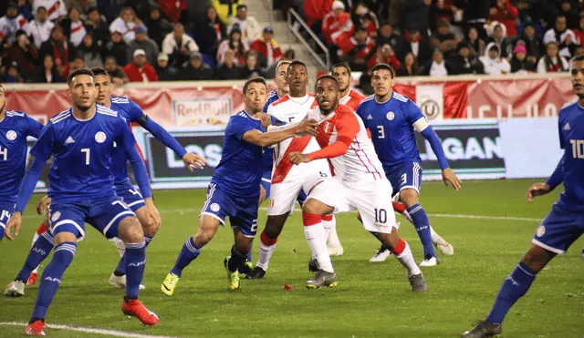 Perú y Paraguay en un partido amistoso jugado en Estados Unidos. Foto: MARCO DEL RIO.