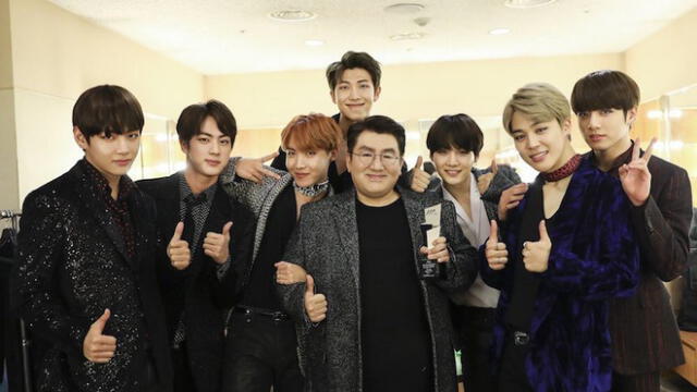 BTS y el CEO de Bit Hit Entertainment, Bang Shi Hyuk.