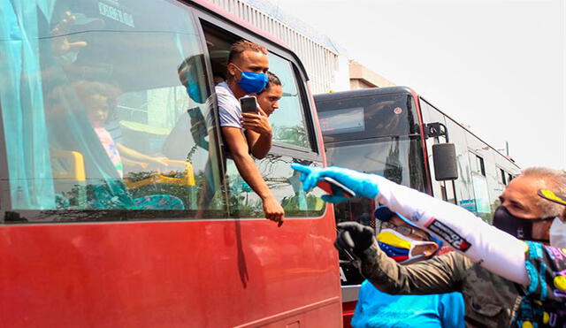 En las últimas semanas miles de venezolanos se han devuelto a su país producto de la emergencia generada por el coronavirus. Foto: EFE