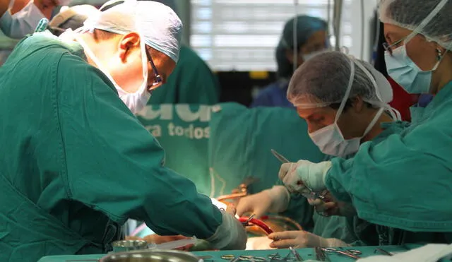 Trasplantes salvan a once pacientes en 48 horas