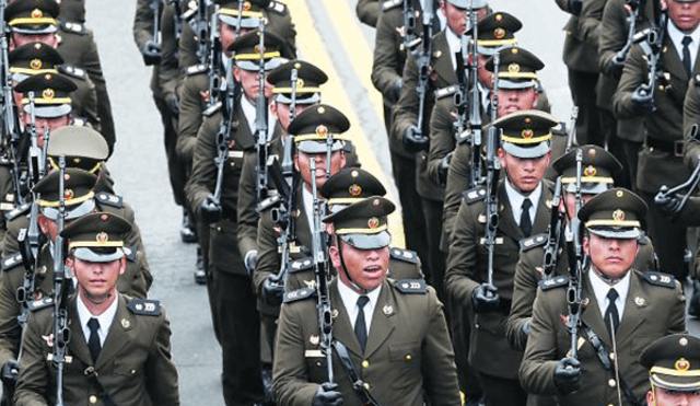 Militares y policías piden al Congreso ver pensiones en pleno del jueves