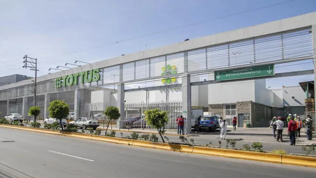 Municipalidad de Arequipa inspeccionó el establecimiento comercial.
