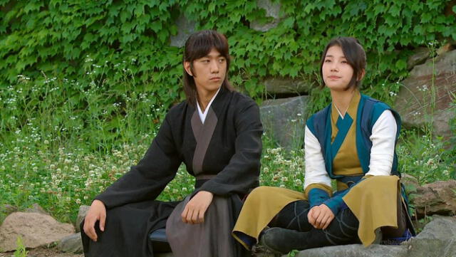 Sung Joon y Suzy en el dorama 'Gu Family Book'