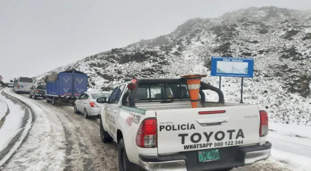 Cusco: vehículo formaron largas hileras en ambos sentidos de la carretera en Abra Málaga.