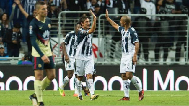 Monterrey ganó 2-0 a América y se consolida en el liderato del Apertura de la Liga MX