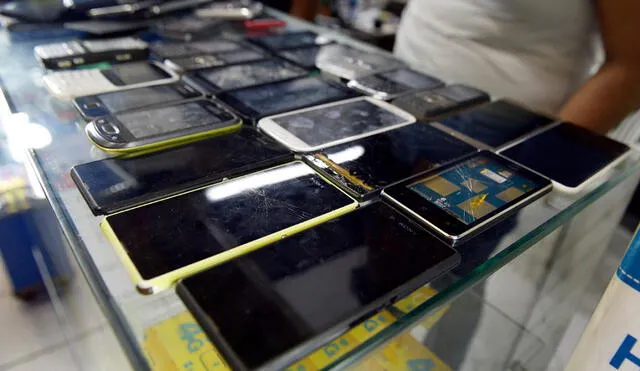 PNP logra recuperar 42 celulares robados en galerías del Cercado de Lima 