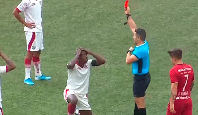 Osorio sufrió un codazo en el rostro durante el partido entre Universitario y UTC. | Foto: Gol Perú