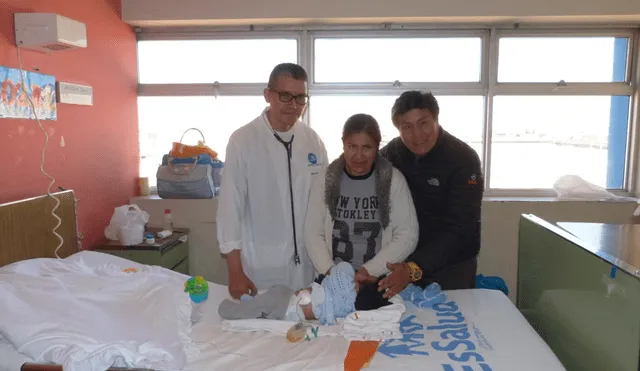 Huancayo: Médicos extraen tumor a bebé de 5 meses