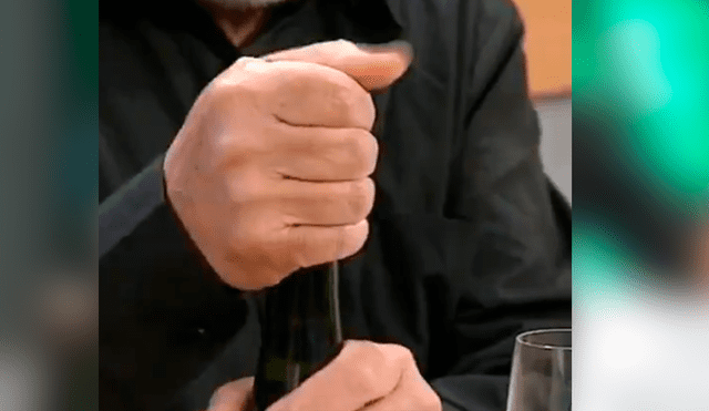 YouTube viral: catador pasa vergonzoso momento al enseñar a abrir una botella de vino [VIDEO]