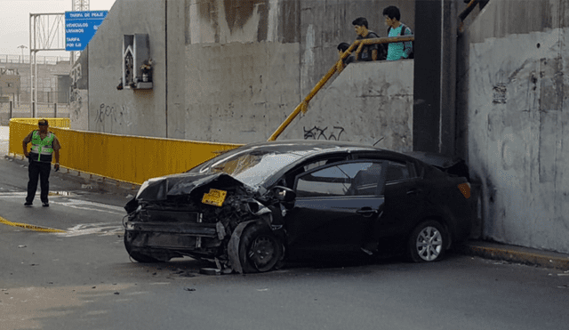 Accidente vehicular deja una persona muerta en la Av. Alfonso Ugarte