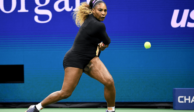 Serena Williams derrotó a María Sharapova en la primera ronda del US Open.
