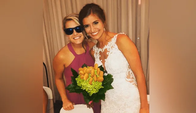 Facebook viral: dama de honor le regala ‘ramo de nuggets’ a novia y ella hace lo más insólito durante su boda. Foto: Jenna Spertz