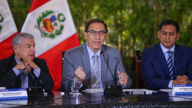 Martín Vizcarra asegura que la "crisis política ya ha sido superada"