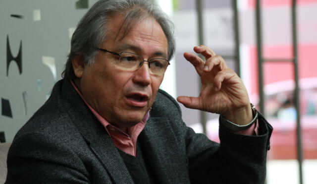 Proética pide al Congreso destituir al contralor Alarcón ante denuncias