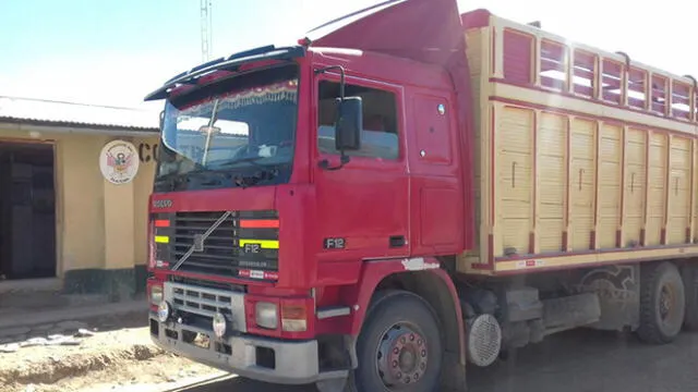Tacna: Intervienen camión de "la culebra" con S/ 150 mil en baterías de contrabando