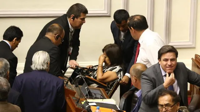 Congresista Maria Elena Foronda sufrió accidente durante pleno [VIDEO]