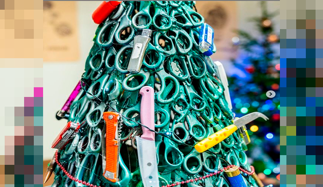 Arman árbol navideño con artículos confiscados a pasajeros en aeropuerto 
