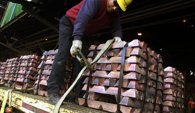 SNMPE: Exportaciones de cobre cayeron 11,6% entre enero a agosto