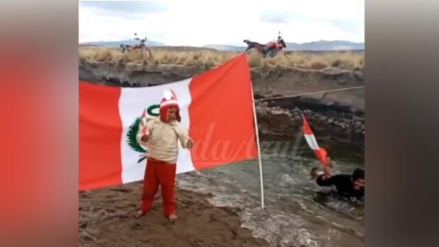 Niño de Puno grabó video para conmemorar el Día de la Bandera.