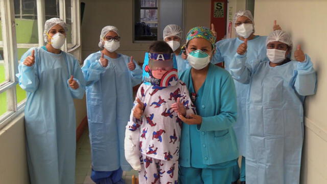 Durante el tiempo que estuvo internado, el pequeño Sergio recibió la atención permanente de un equipo multidisciplinario. (Foto: INSN Breña)