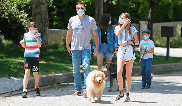 Ben Affleck y Ana de Armas son captados paseando con los hijos del actor y de Jennifer Garner
