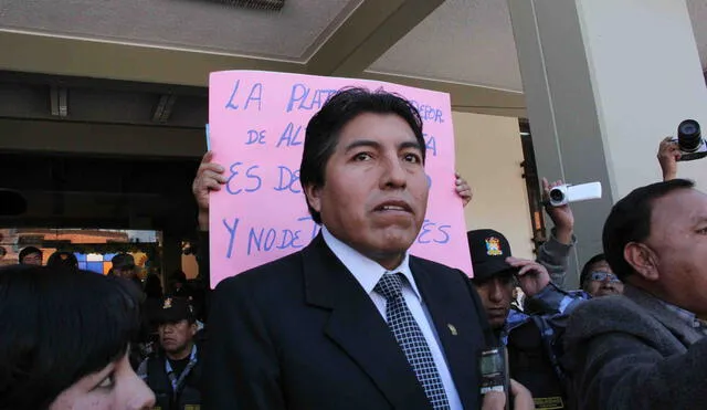 Fiscalía pedirá prisión por colusión para alcalde de Puno 