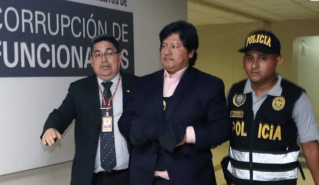 Edwin Oviedo permanece detenido en la Prefectura por caso Los Cuellos Blancos