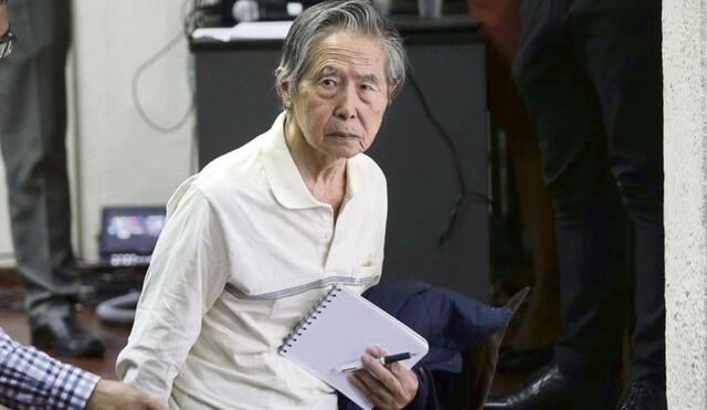 Desde la cárcel, Alberto Fujimori ahora
tuitea respaldando las decisiones electorales de su hija. Foto: Difusión