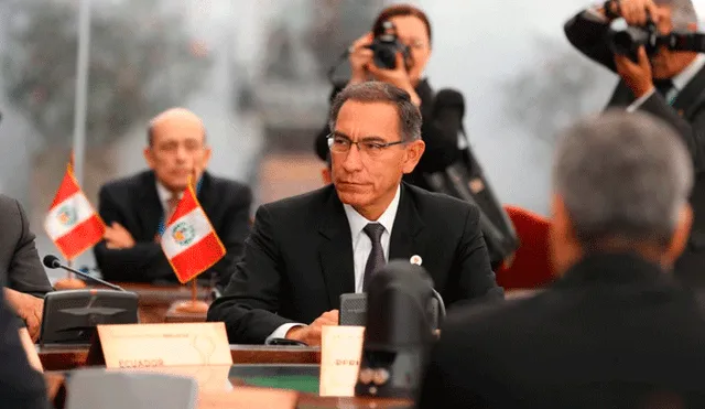 Martín Vizcarra participa del encuentro de presidentes en Chile
