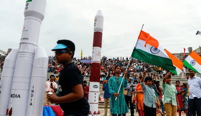 India espera hoy ser el cuarto país en llegar a la luna [VIDEO]