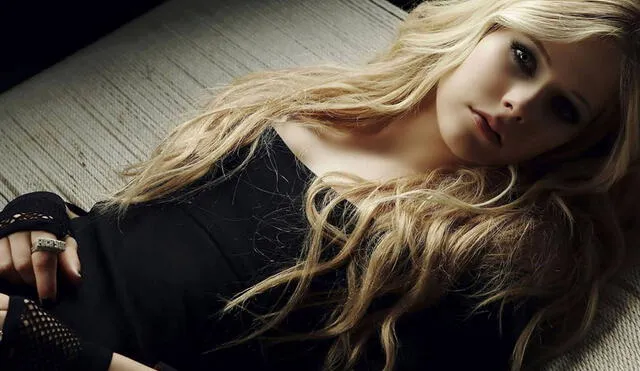 Avril Lavigne, la intérprete de “Girlfriend", está de cumpleaños [FOTOS]