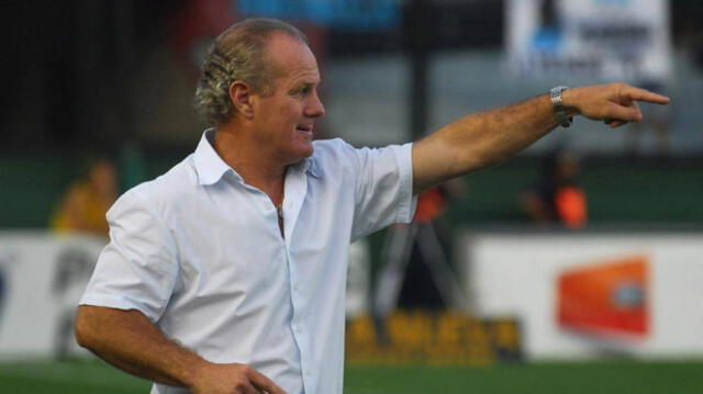 Carlos Ramacciotti, entrenador de Cusco FC, pidió mayor celeridad y claridad a la FPF, para reinicio de la Liga 1.