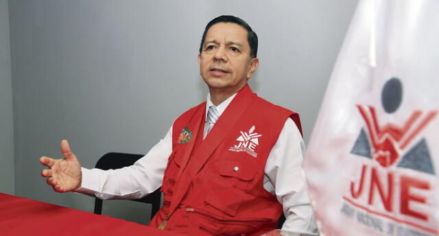 Carlos Silva: “Si mienten en su hoja de vida no serían buenos candidatos”