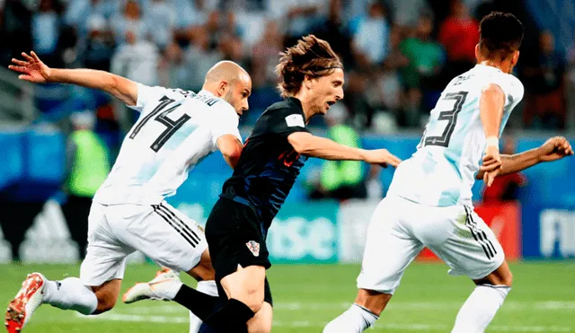 Argentina fue goleada 3-0 frente a Croacia y queda casi eliminada | RESUMEN